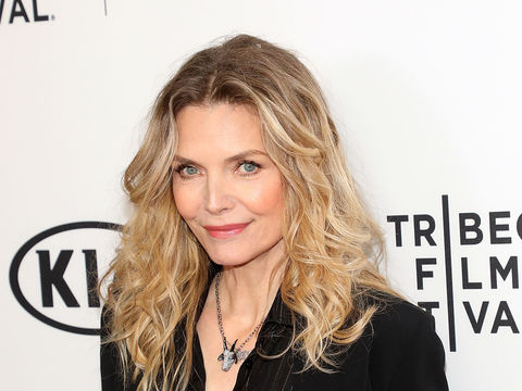 Michelle Pfeiffer Asked About 'Scarface' Weight, Audience Boos