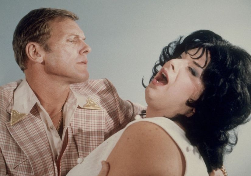 Polyester-Promo-Still-Tab-Hunter-Divine-1024x675