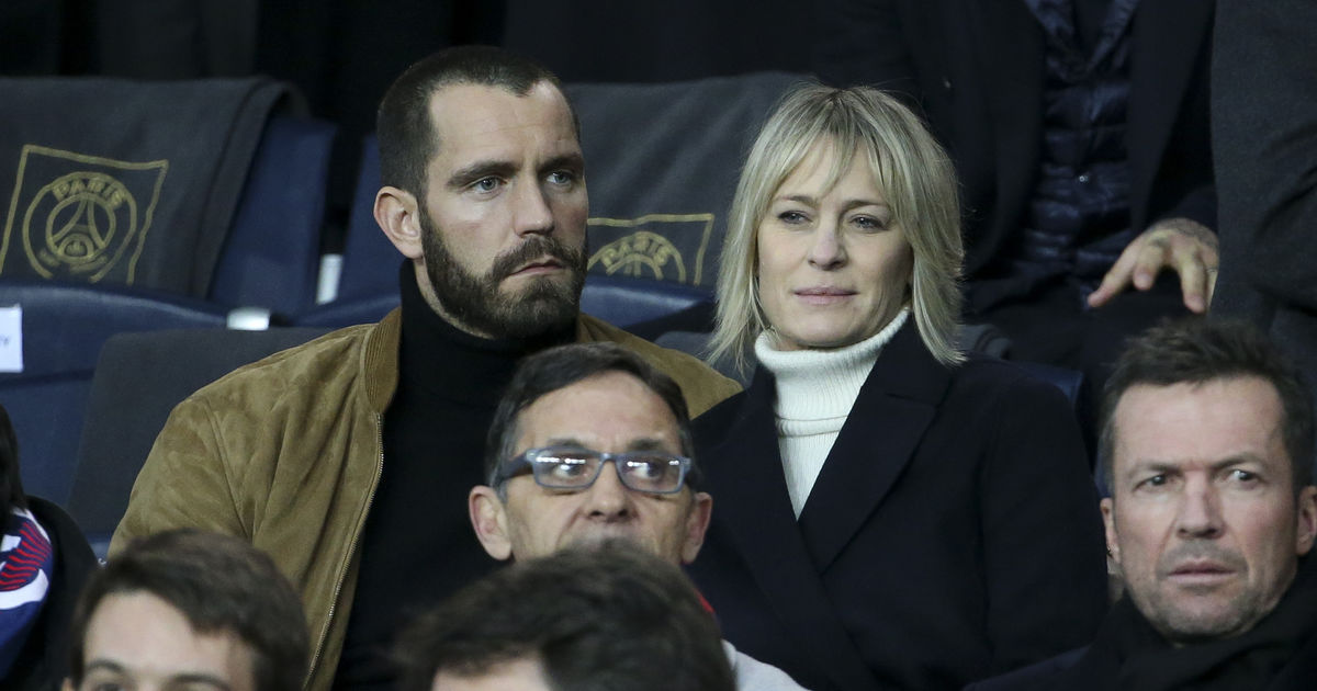 Report: Robin Wright Marries Her Younger Man | ExtraTV.com