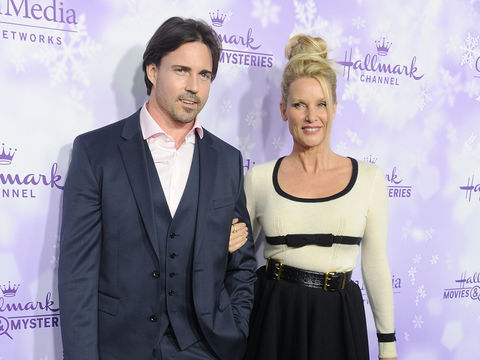 Nicollette Sheridan & Aaron Phypers Finalize Divorce