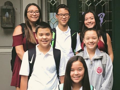 Kate Gosselin Shares Back-to-School Pic of Kids