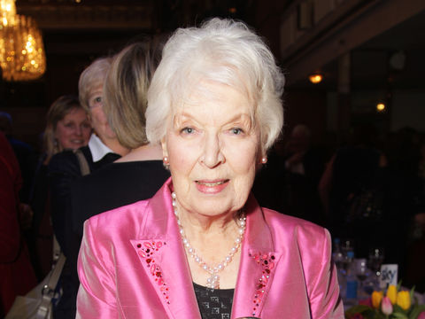 June Whitfield of 'Absolutely Fabulous' Dead at 93