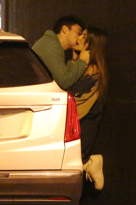 madison-beer-zack-bia-mega-exl-2