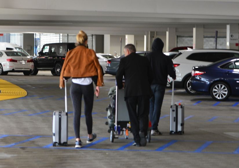 toni-garrn-alex-pettyfer-backgrid