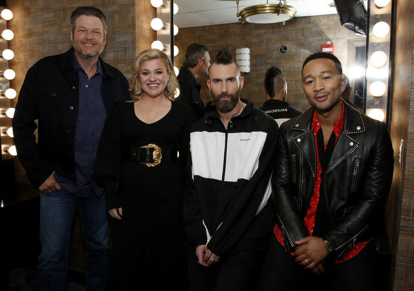 John Legend Reacts To Adam Levine S Voice Exit Plus How Chrissy Is Doing After Recent Fall Extratv Com