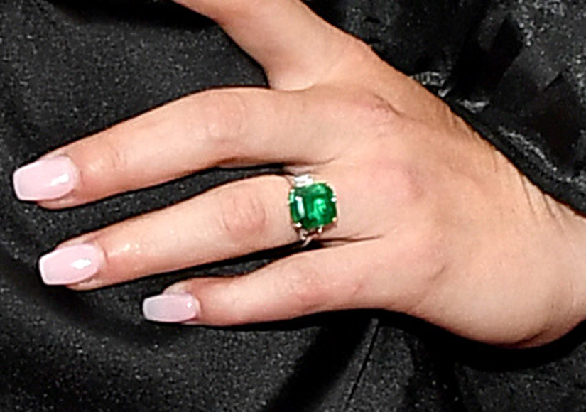 lindsey-vonn-ring-getty