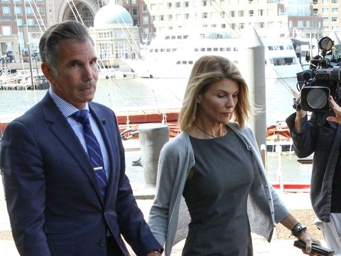 Lori Loughlin & Mossimo Giannulli Resign from Country Club
