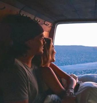 Dean Unglert & Caelynn Miller Make It Instagram Official