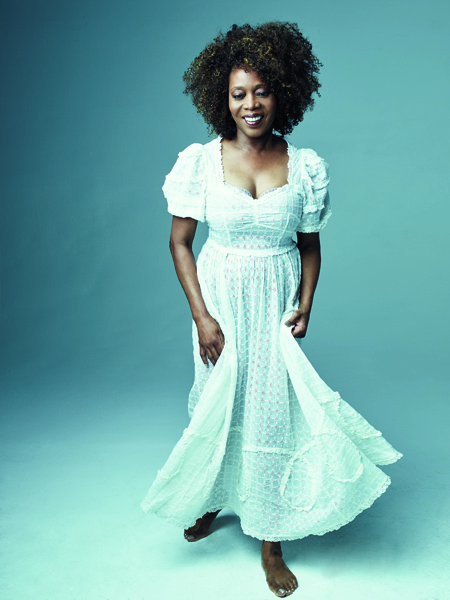 Alfre_Woodard-emmy-mag