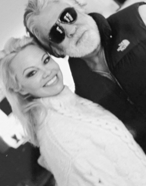 pamela-anderson-jon-peters-divorce