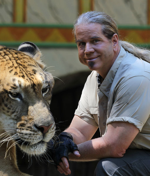 ‘Three’s Company’ Cast Reunites!