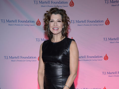 Singer Amy Grant Undergoes Open-Heart Surgery