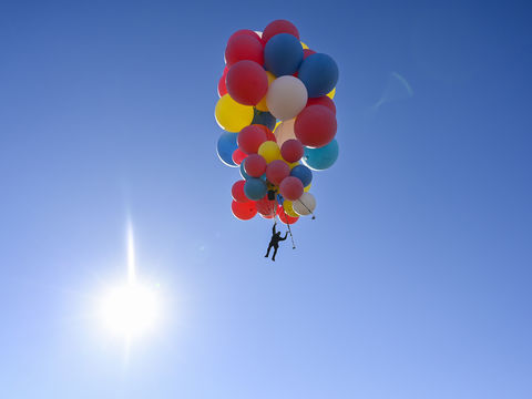 'Up' and Away! David Blaine Floats Away on Balloons in Death-Defying Stunt