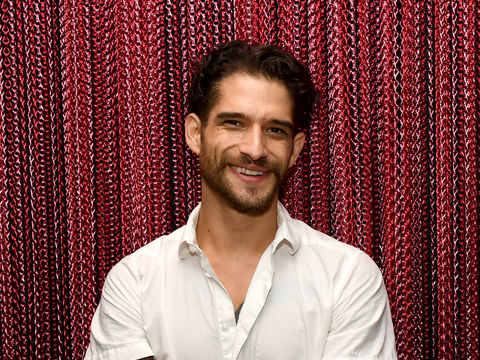 'Teen Wolf' Star Tyler Posey Goes Naked for OnlyFans Announcement