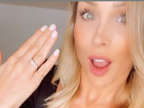 Bling Alert! Bachelorette Clare Crawley Reveals Story Behind 'Promise Ring' on Wedding Finger