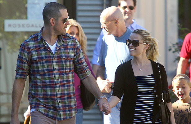 Splash News Witherspoon-Toth.jpg