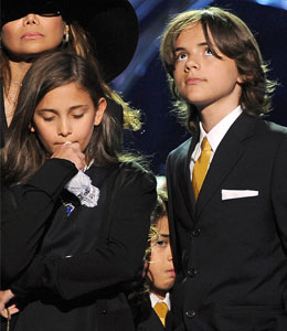 Getty Images A guardianship hearing for Michael Jackson's three children has been delayed another week.