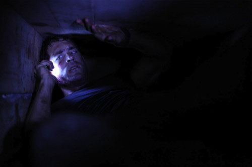 ryan-reynolds-buried.jpg