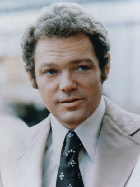 james-macarthur.jpg